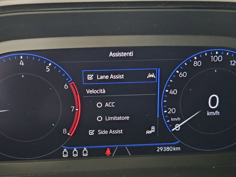 Volkswagen T-Roc usata a Lecco (18)