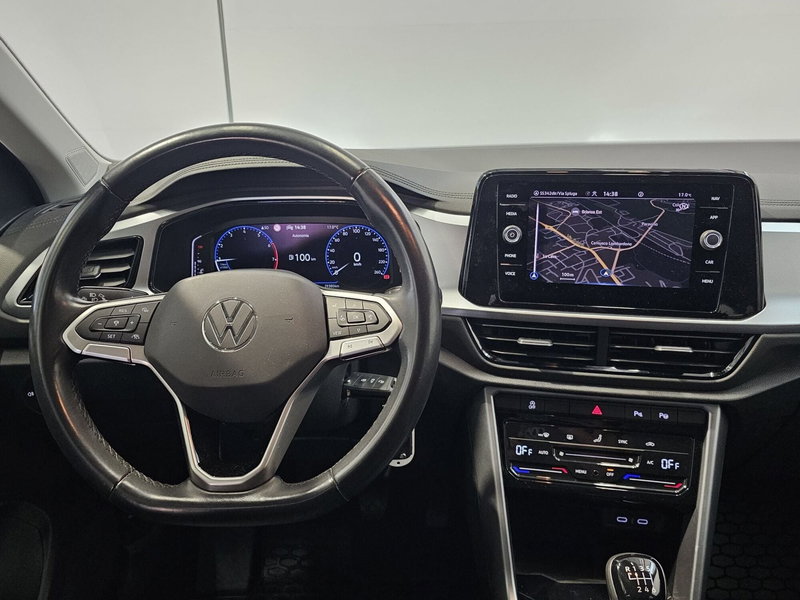 Volkswagen T-Roc usata a Lecco (6)