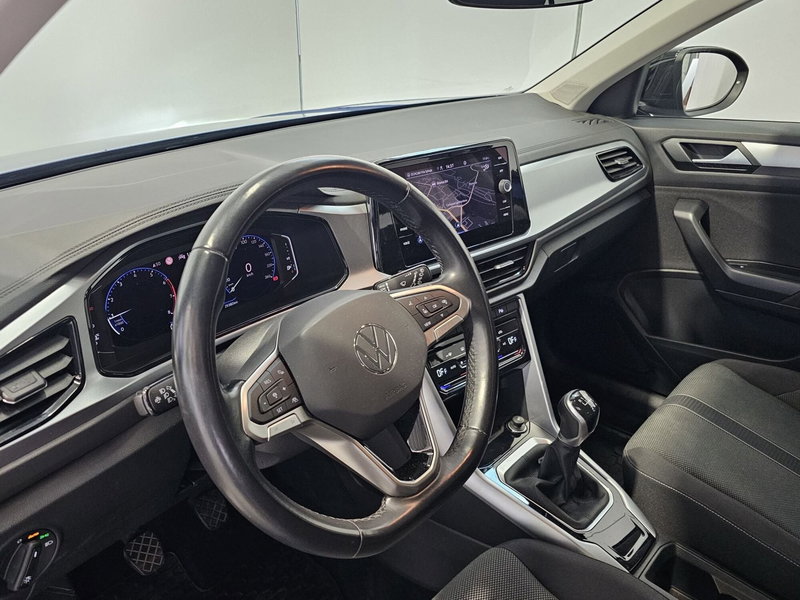 Volkswagen T-Roc usata a Lecco (7)