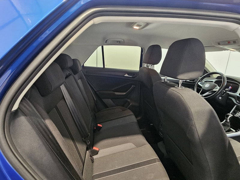 Volkswagen T-Roc usata a Lecco (9)