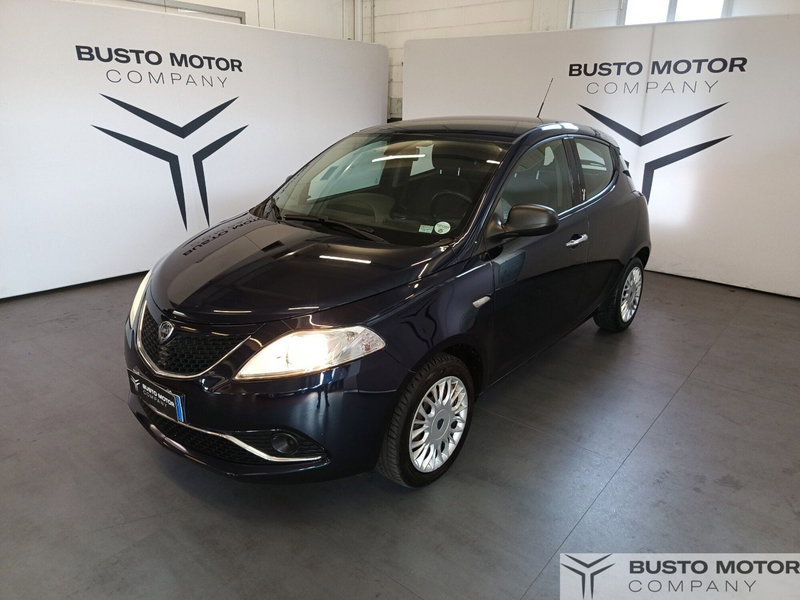 Lancia Ypsilon usata a Varese (3)