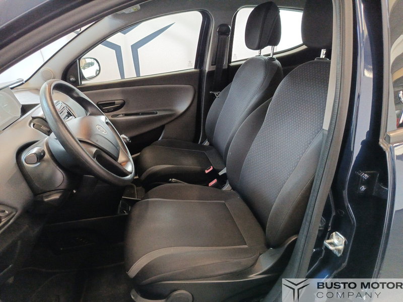 Lancia Ypsilon usata a Varese (8)
