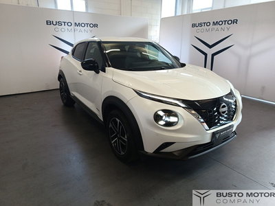 Nissan Juke 1.6 hev N-Connecta del 2024 usata a Olgiate Olona