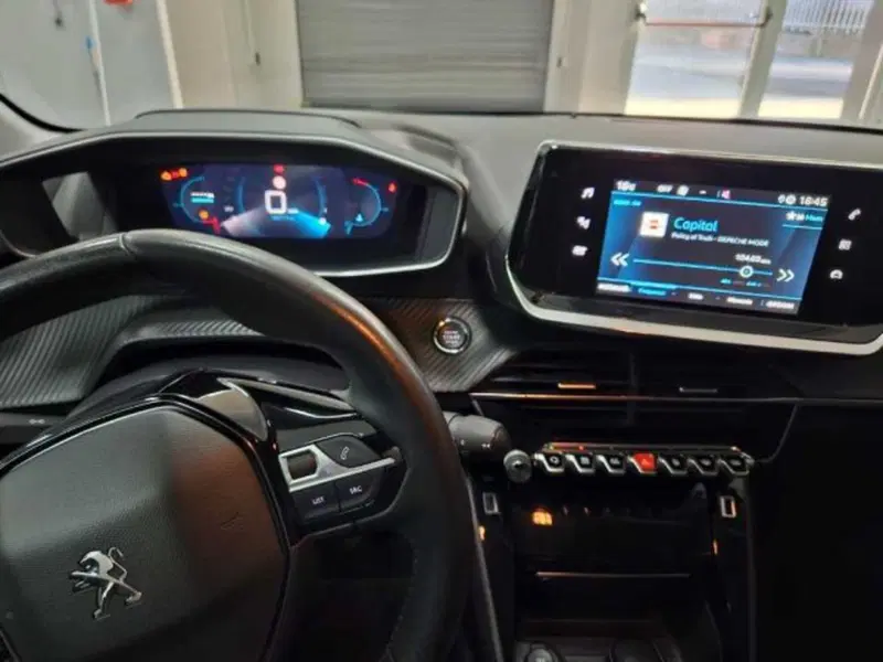 Peugeot 208 usata a Caltanissetta (10)