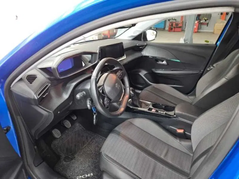 Peugeot 208 usata a Caltanissetta (7)