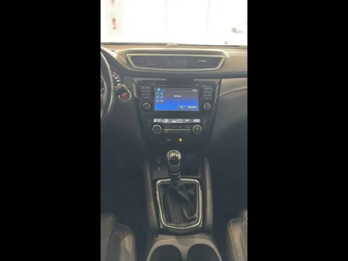 Nissan Qashqai usata a Caltanissetta (10)