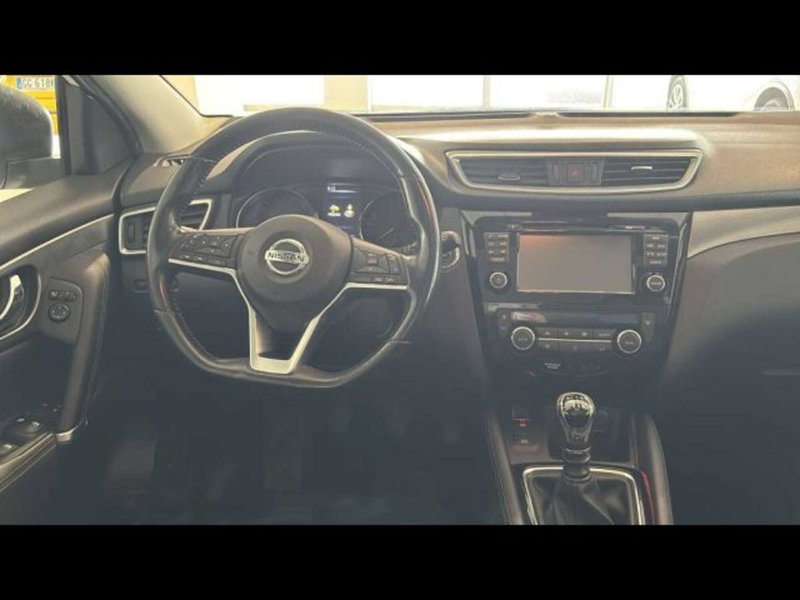 Nissan Qashqai usata a Caltanissetta (8)