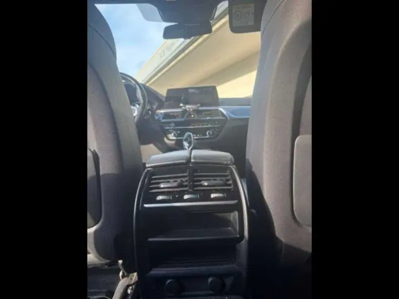 BMW Serie 6 Gran Turismo usata a Caltanissetta (16)