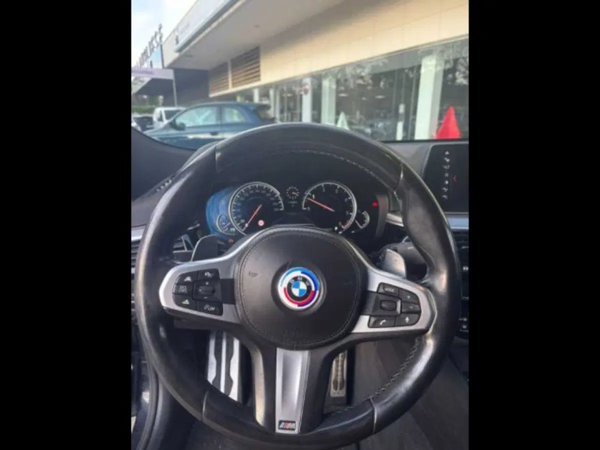 BMW Serie 6 Gran Turismo usata a Caltanissetta (9)