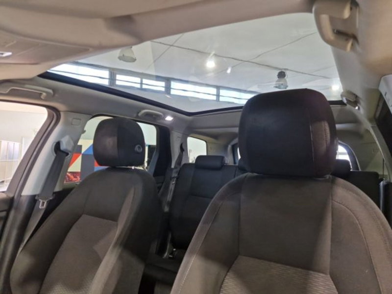 Land Rover Discovery Sport usata a Livorno (13)