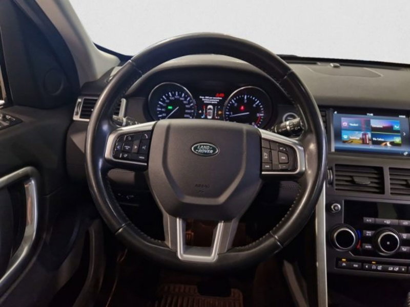 Land Rover Discovery Sport usata a Livorno (14)