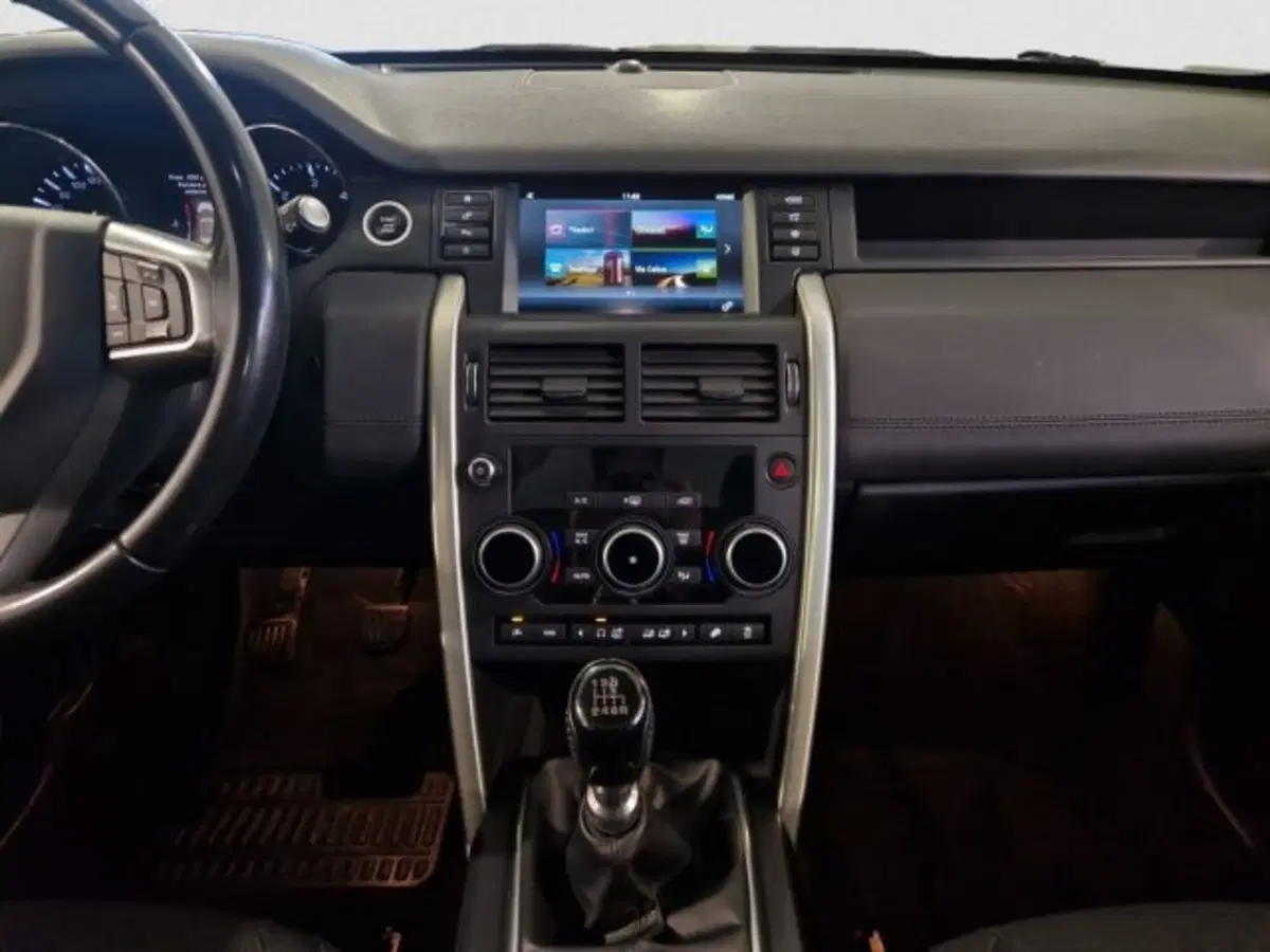 Land Rover Discovery Sport usata a Livorno (15)
