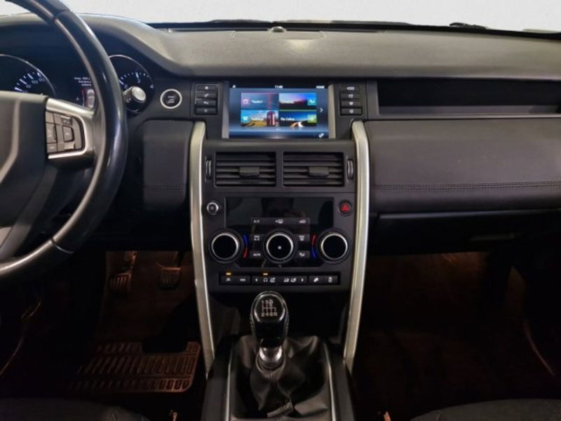 Land Rover Discovery Sport usata a Livorno (15)