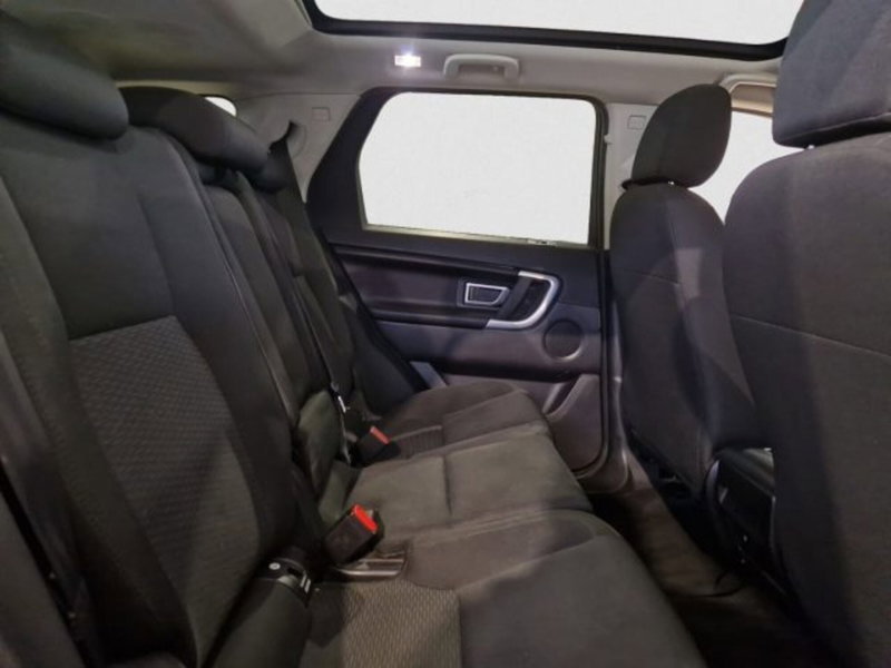Land Rover Discovery Sport usata a Livorno (16)