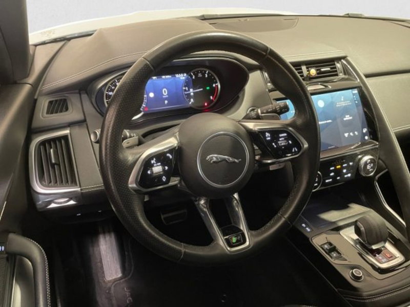 Jaguar E-Pace usata a Livorno (16)