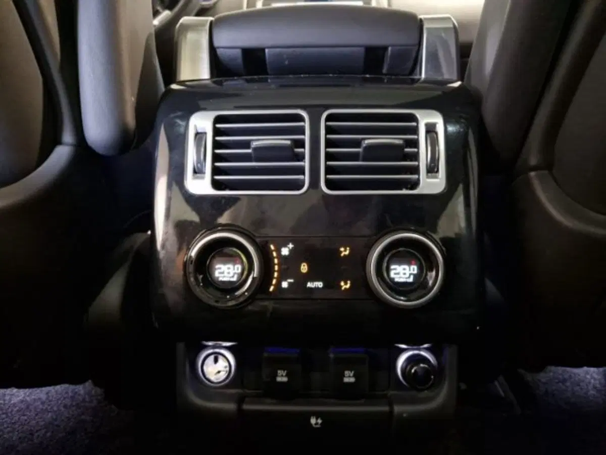 Land Rover Range Rover usata a Livorno (17)