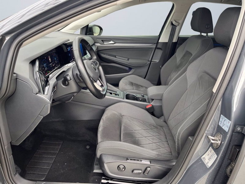 Volkswagen Golf Variant usata a Milano (10)