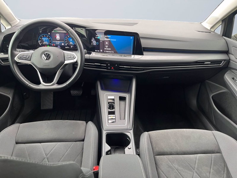 Volkswagen Golf Variant usata a Milano (11)