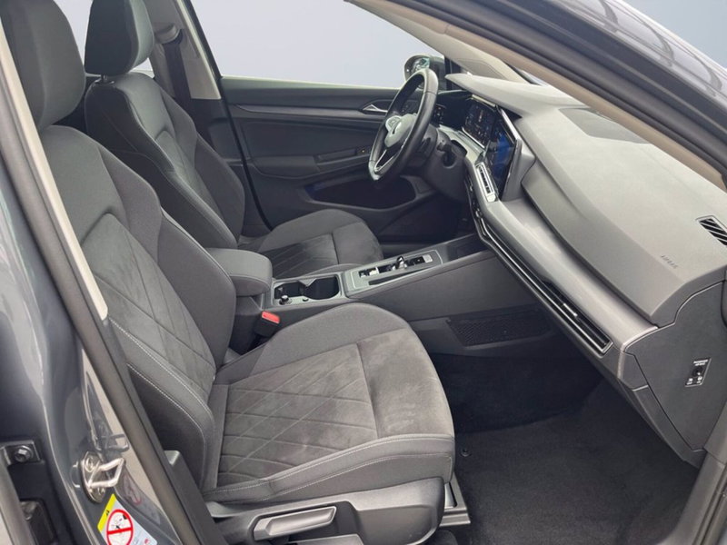 Volkswagen Golf Variant usata a Milano (15)