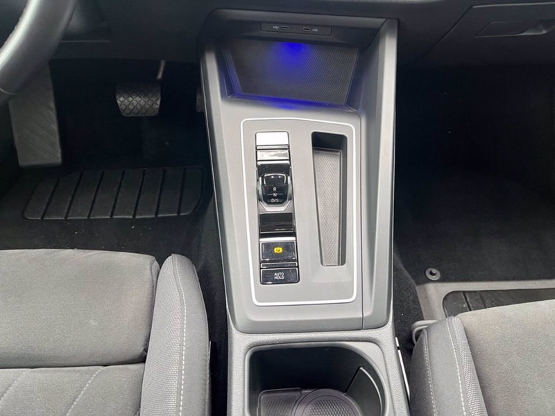 Volkswagen Golf Variant usata a Milano (16)