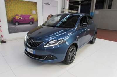 Lancia Ypsilon 1.0 FireFly 5 porte S&amp;S Hybrid Ecochic Gold del 2023 usata a Rho