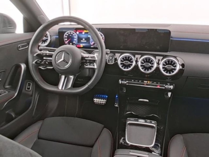 Mercedes-Benz CLA usata a Milano (8)