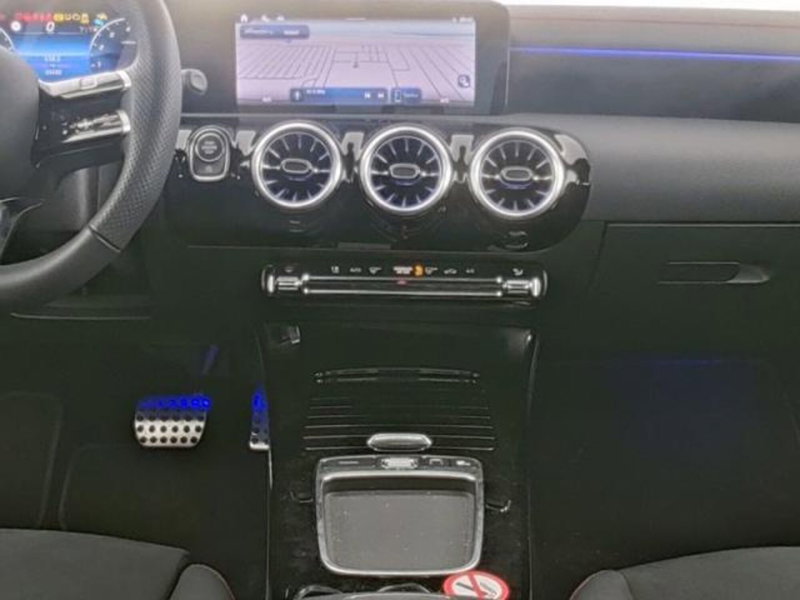 Mercedes-Benz CLA usata a Milano (9)