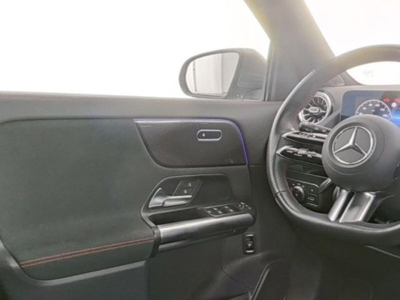 Mercedes-Benz GLA SUV usata a Milano (6)