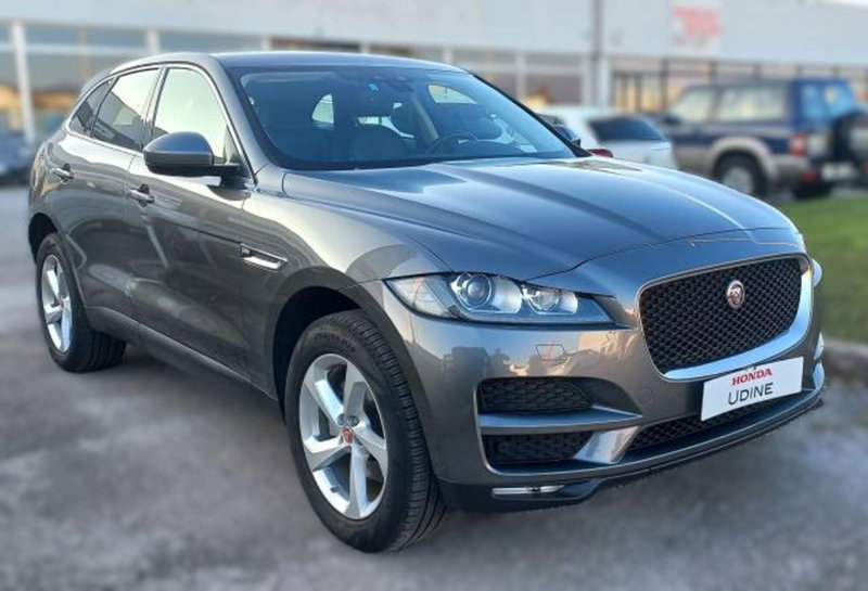 Jaguar F-Pace usata a Udine (2)