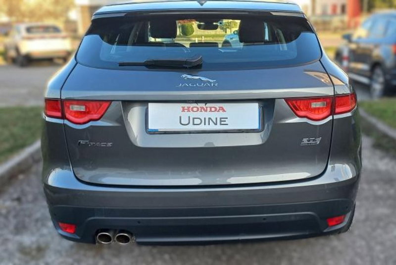 Jaguar F-Pace usata a Udine (5)
