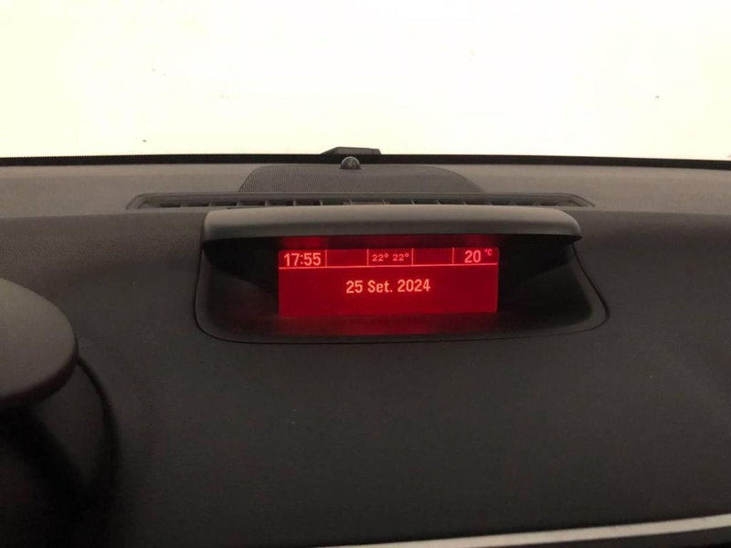 Opel Meriva usata a Torino (9)