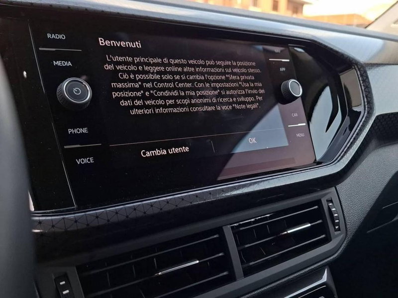 Volkswagen T-Cross usata a Torino (9)