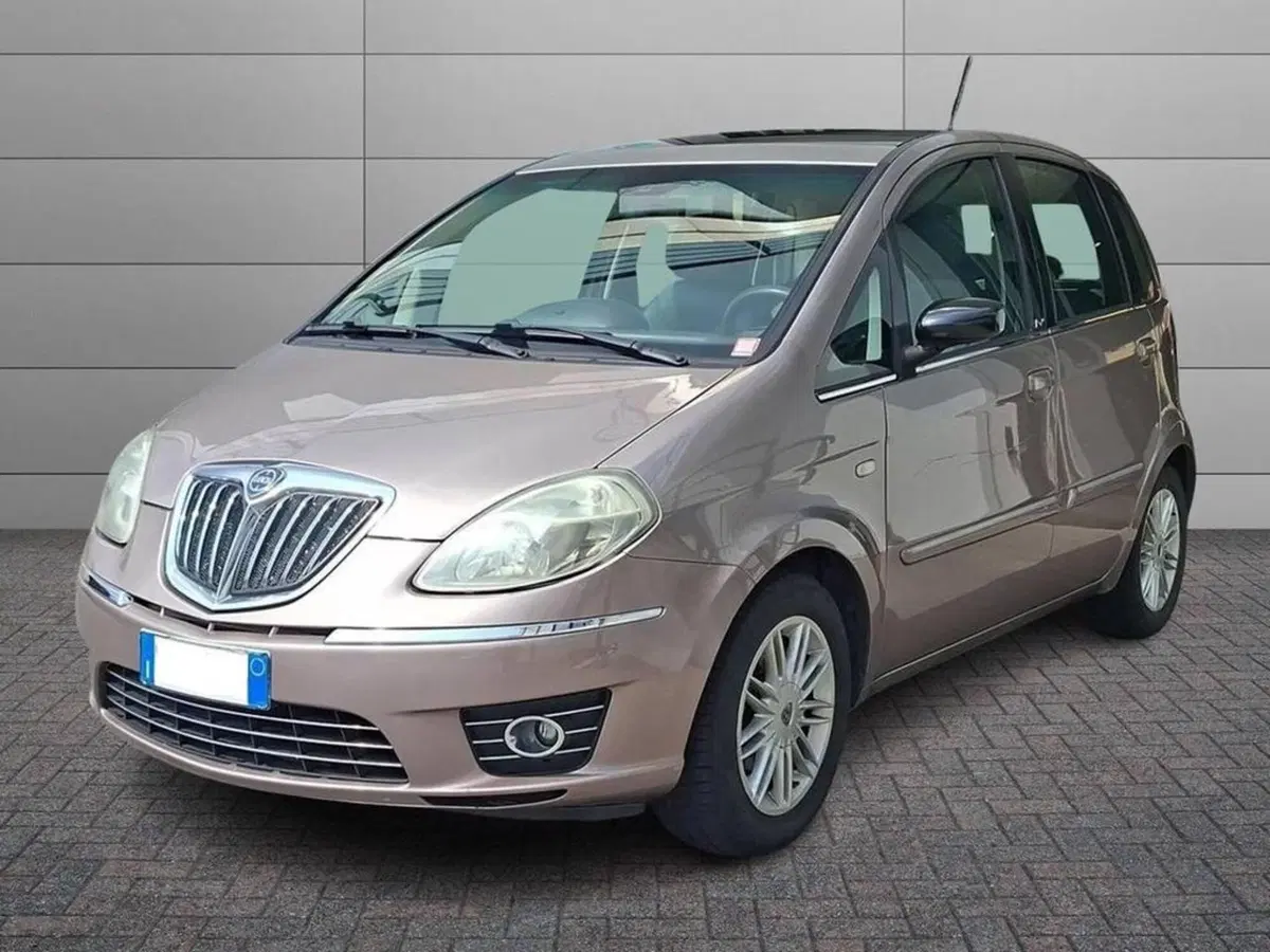 Lancia Musa usata a Torino