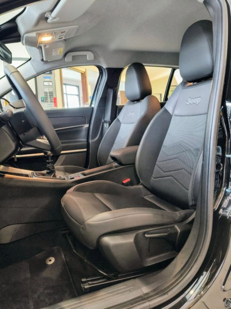 Jeep Avenger usata a Firenze (14)