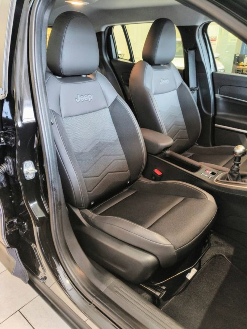 Jeep Avenger usata a Firenze (15)