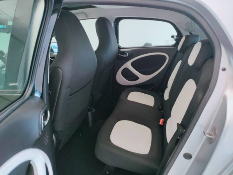 smart forfour usata a Teramo (18)