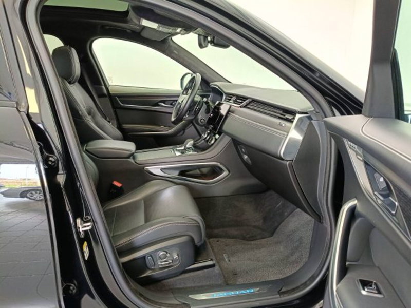 Jaguar F-Pace usata a Teramo (11)