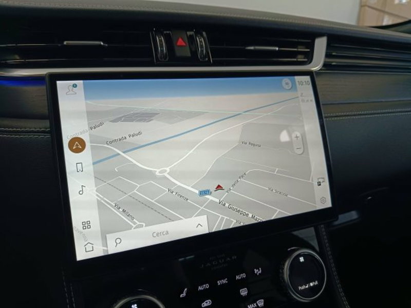 Jaguar F-Pace usata a Teramo (13)