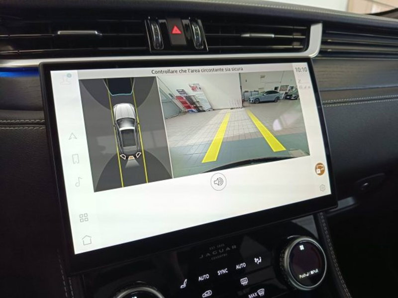 Jaguar F-Pace usata a Teramo (14)