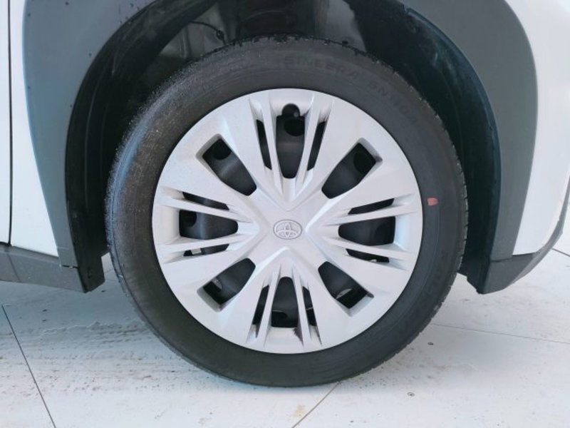 Toyota Aygo X usata a Teramo (10)