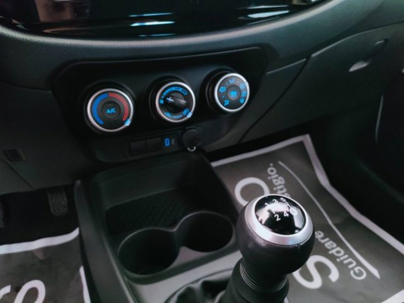 Toyota Aygo X usata a Teramo (12)