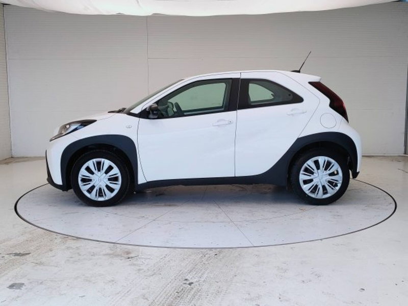Toyota Aygo X usata a Teramo (8)