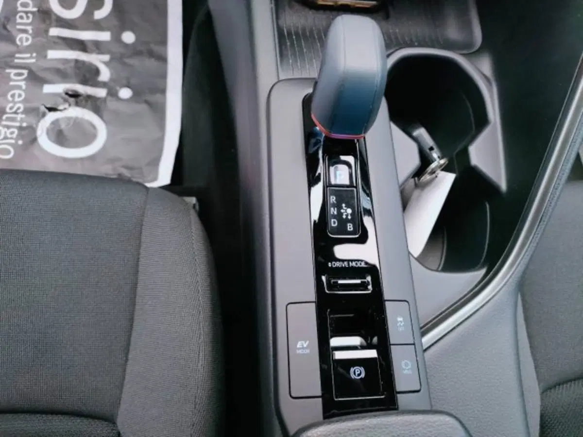 Toyota Toyota C-HR usata a Teramo (11)
