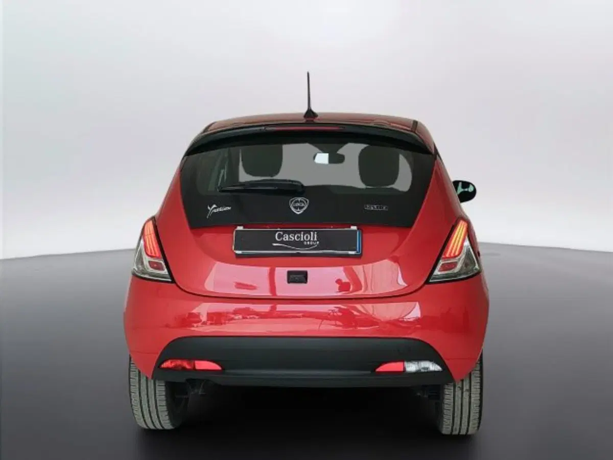 Lancia Ypsilon usata a Teramo (6)