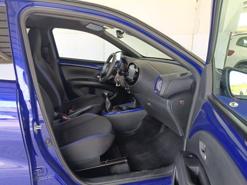 Toyota Aygo X usata a Teramo (10)