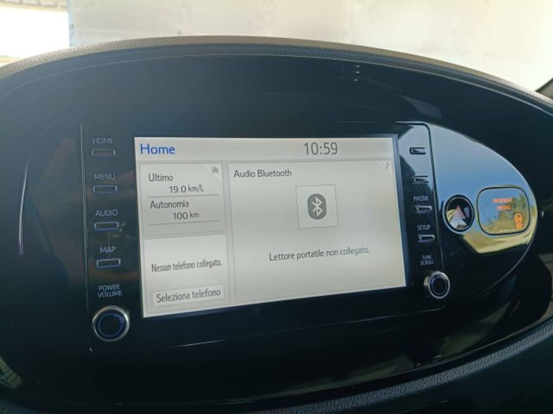 Toyota Aygo X usata a Teramo (12)