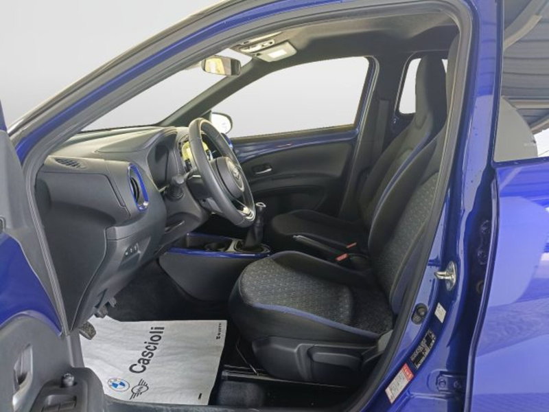 Toyota Aygo X usata a Teramo (8)