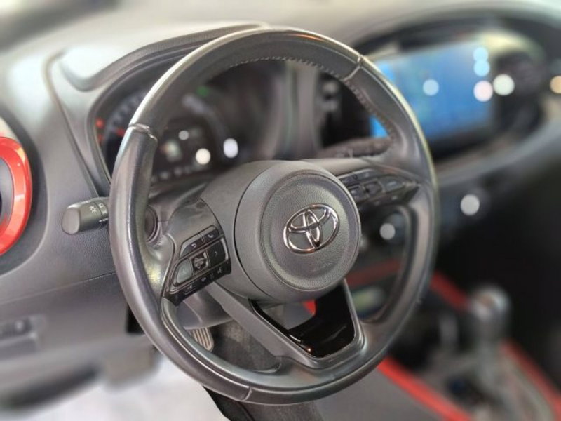 Toyota Aygo X usata a Teramo (17)