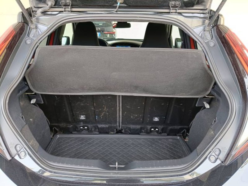 Toyota Aygo X usata a Teramo (19)