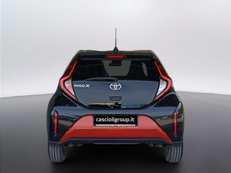 Toyota Aygo X usata a Teramo (4)